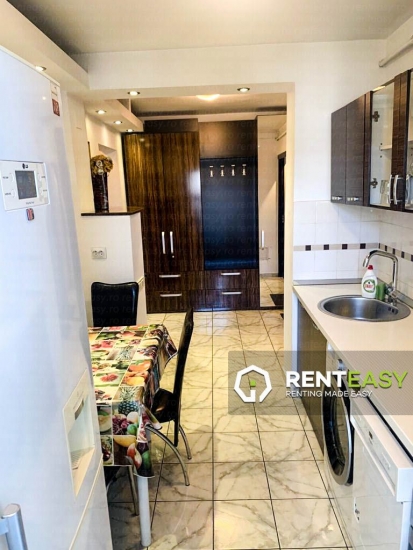 Apartament cu 2 camere de inchiriat situat in zona Podul de Fier 